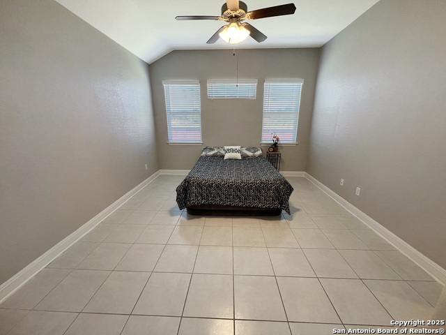 Listing photo id 30 for 13751 Bradford Park
