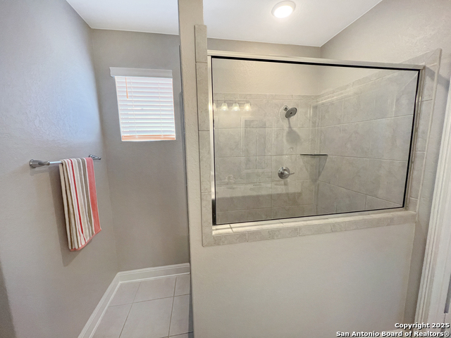 Listing photo id 34 for 13751 Bradford Park