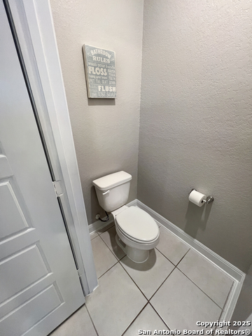 Listing photo id 37 for 13751 Bradford Park