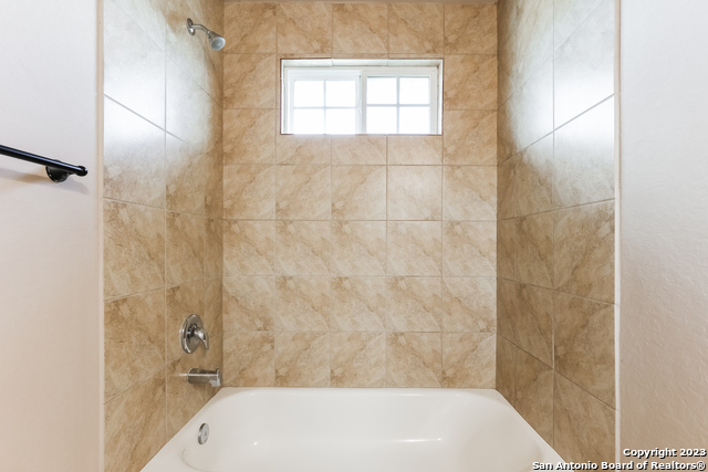 Image 20 of 27 For 7314 Colina 1