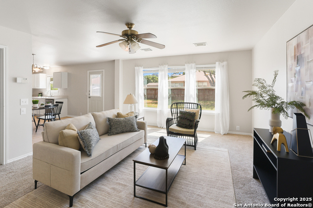 Image 8 of 27 For 15811 Beaufort Blvd