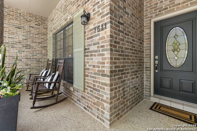 Image 3 of 51 For 1611 Eagle Point