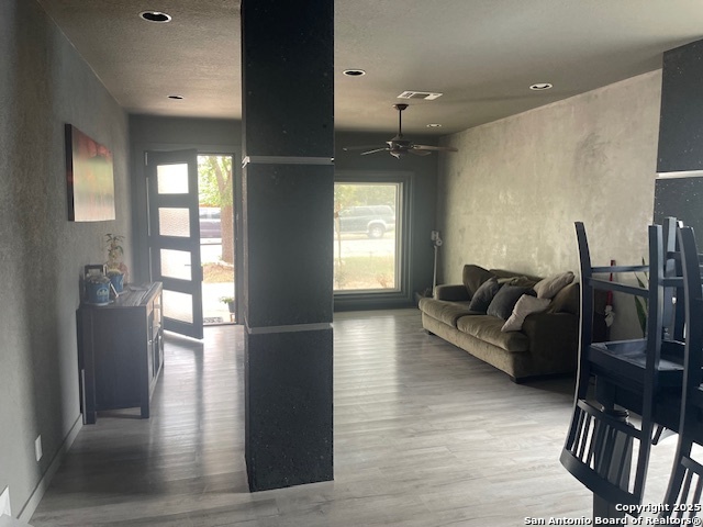 Image 9 of 29 For 9402 Santa Fe