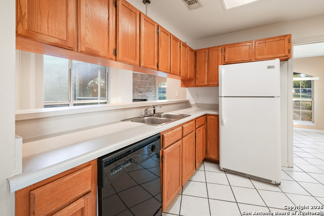 Image 14 of 36 For 7501 Linkside
