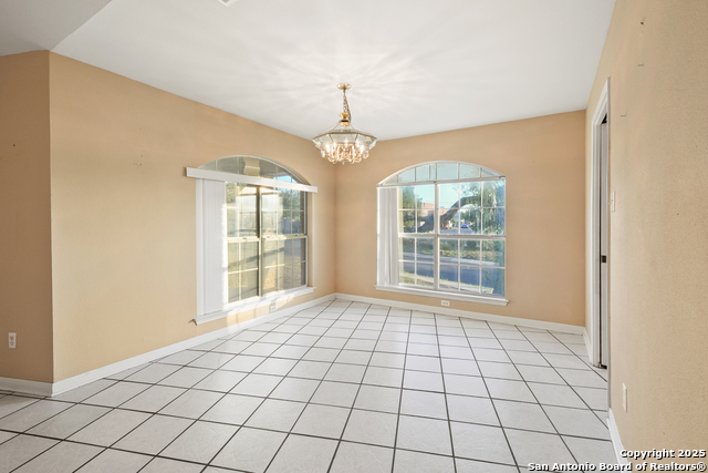 Image 8 of 36 For 7501 Linkside