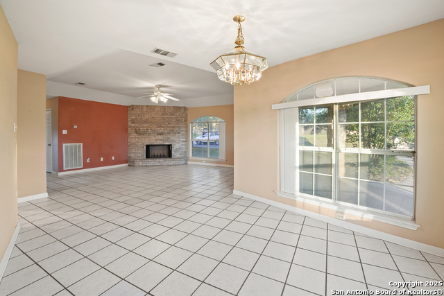 Image 9 of 36 For 7501 Linkside