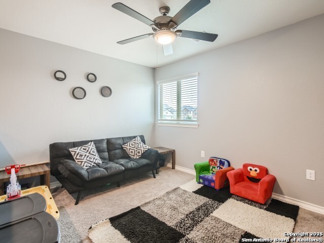 Listing photo id 8 for 21018 Chestnut Cove