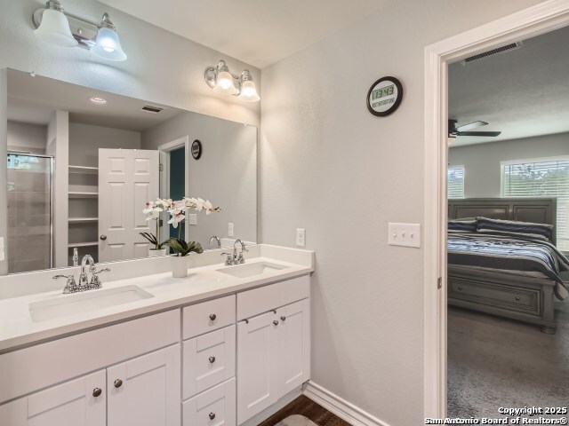 Listing photo id 12 for 21018 Chestnut Cove