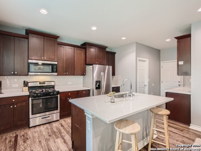 Listing photo id 4 for 21018 Chestnut Cove