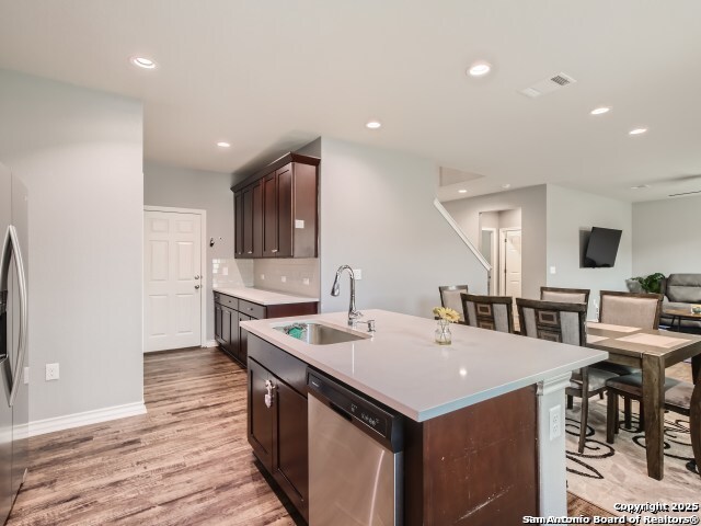 Listing photo id 5 for 21018 Chestnut Cove