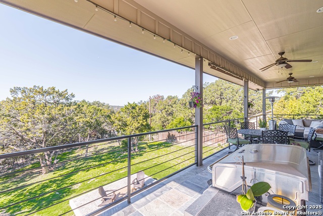 Image 41 of 50 For 561 Five Oaks