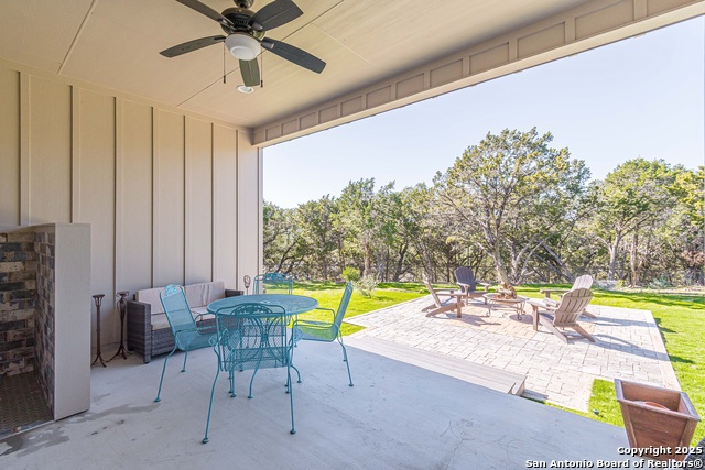 Image 42 of 50 For 561 Five Oaks