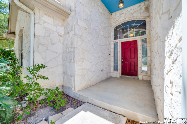 Image 2 of 27 For 4527 Darien Vista