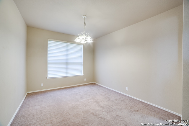 Image 21 of 27 For 4527 Darien Vista