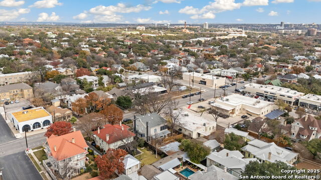 Image 47 of 47 For 124 Mistletoe Ave W