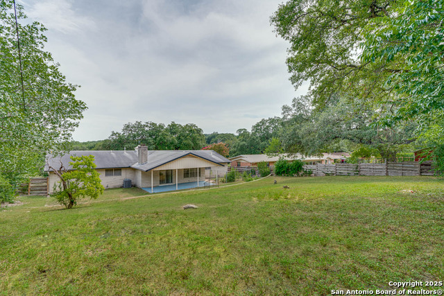 Image 26 of 27 For 211 Woodlake