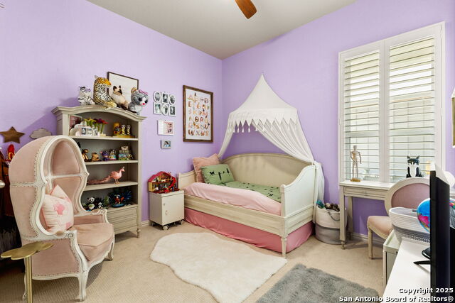 Listing photo id 12 for 874 Casetta  