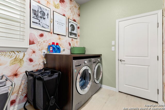 Listing photo id 14 for 874 Casetta  