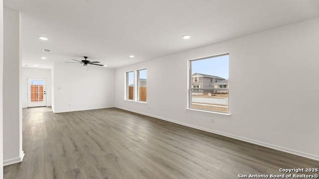 Image 12 of 29 For 5719 Marble Falls