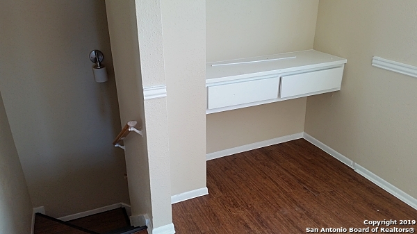 Image 10 of 16 For 6206 Valley Knight