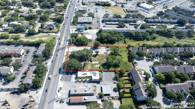 Image 4 of 6 For 9030 Wurzbach Rd