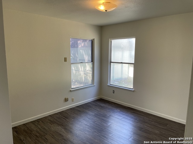 Listing photo id 8 for 1750 Arroya Vista