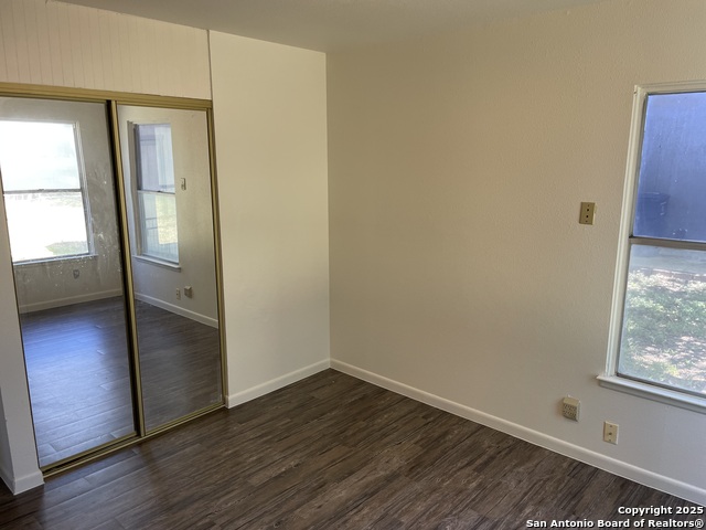 Listing photo id 9 for 1750 Arroya Vista
