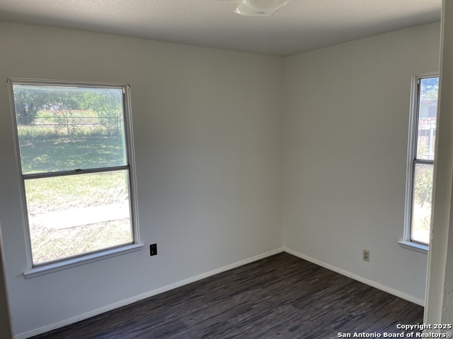 Listing photo id 10 for 1750 Arroya Vista