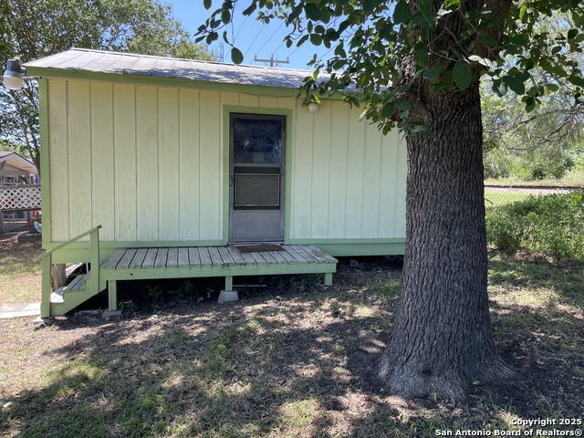 Listing photo id 17 for 1750 Arroya Vista