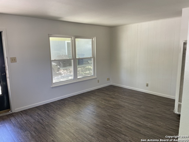 Listing photo id 1 for 1750 Arroya Vista
