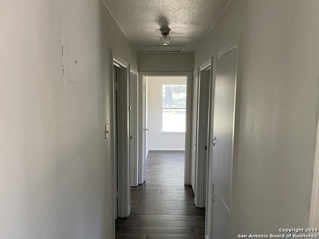 Listing photo id 5 for 1750 Arroya Vista