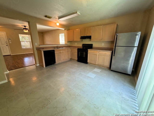 Image 6 of 17 For 4906 Corian Springs