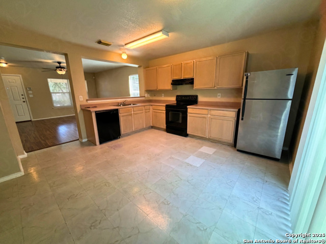 Image 7 of 17 For 4906 Corian Springs