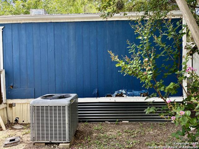 Listing photo id 9 for 6435 Crestway Drive Lot 169