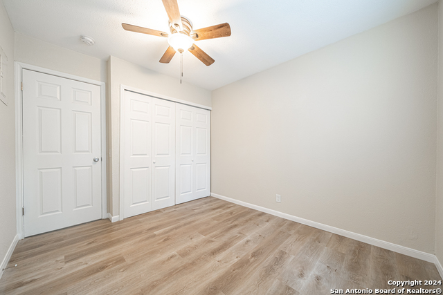 Listing photo id 12 for 8310 Running Horse St