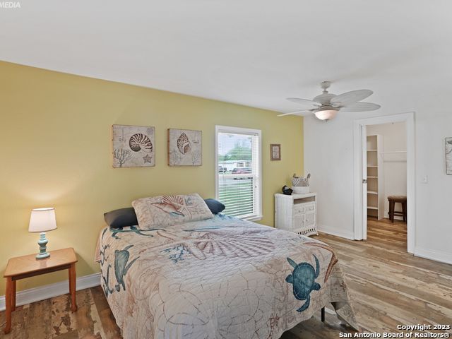 Image 28 of 44 For 222 12th Street S