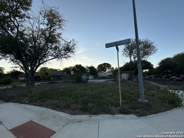 Listing photo id 0 for 3019 Desert Morning