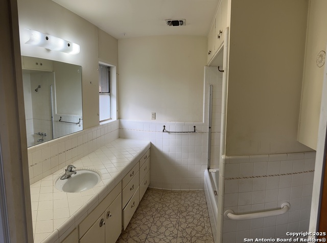 Image 15 of 26 For 779 Hwy 187 N