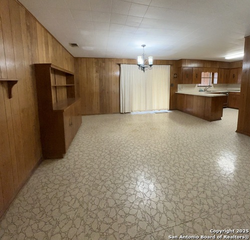 Image 9 of 26 For 779 Hwy 187 N