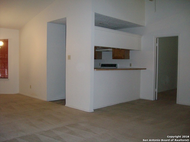 Image 2 of 8 For 3222 Bear Springs