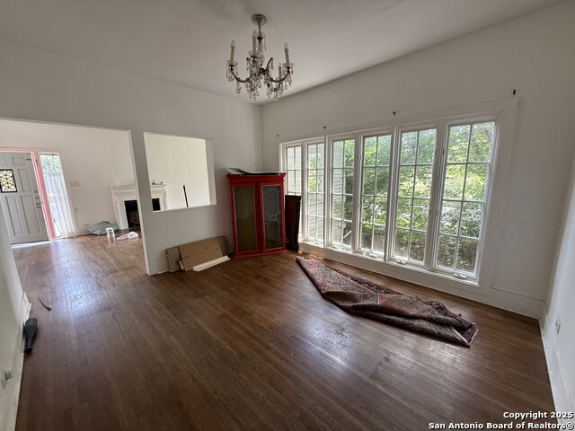 Image 7 of 12 For 2055 Huisache W