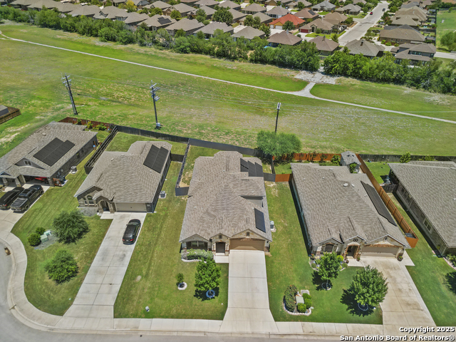 Image 4 of 38 For 2013 Carter Ln