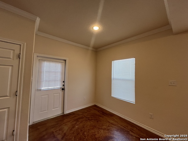 Listing photo id 10 for 16801 Showdown