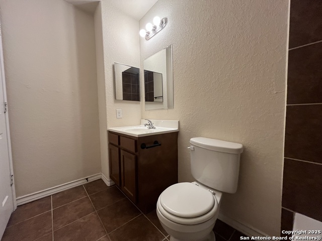 Listing photo id 20 for 16801 Showdown