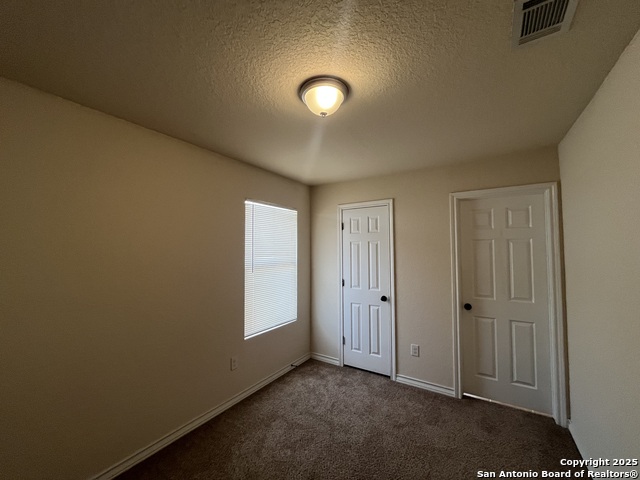 Listing photo id 24 for 16801 Showdown