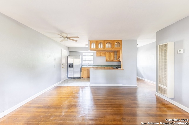 Listing photo id 2 for 350 Hialeah