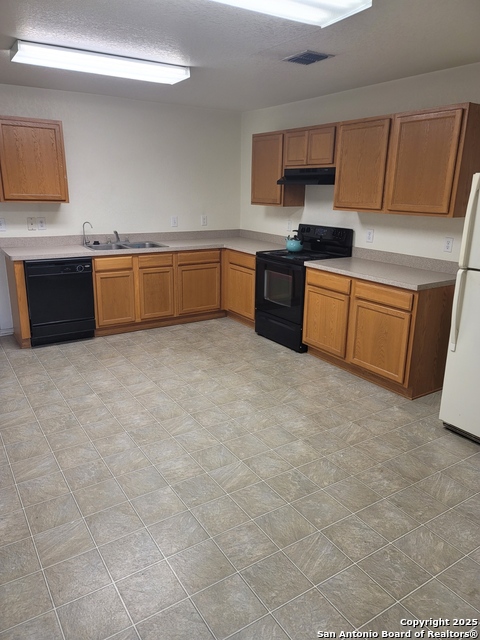 Image 3 of 12 For 4823 Heather Pass