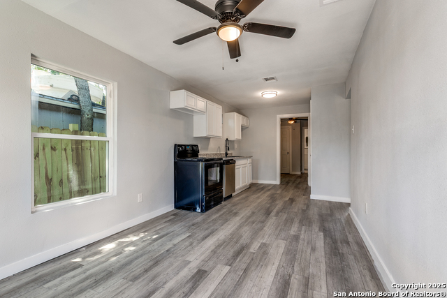 Image 10 of 12 For 2017 Lyons St