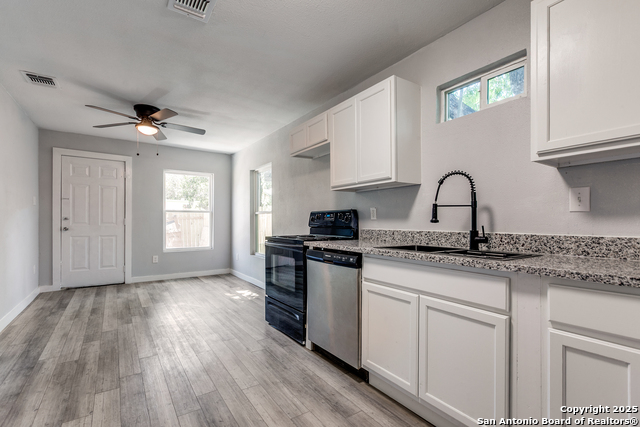 Image 8 of 12 For 2017 Lyons St