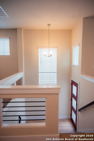 Image 13 of 24 For 8851 Oakland  47